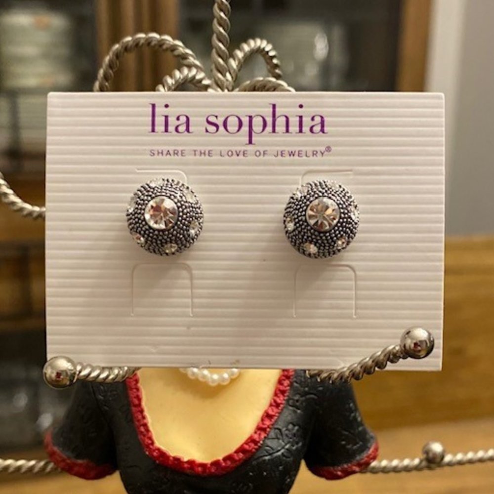 Lia Sophia "WILSHIRE" Earrings
